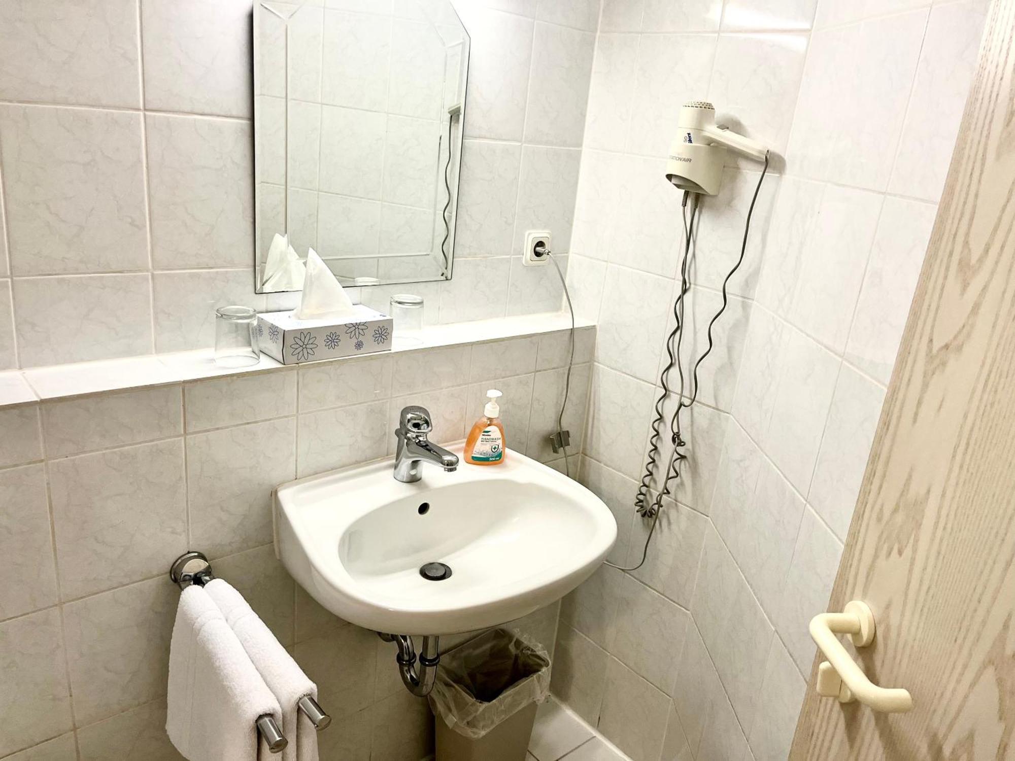 Hotel Garni Am Schaefersberg نيدرنهاوسن المظهر الخارجي الصورة