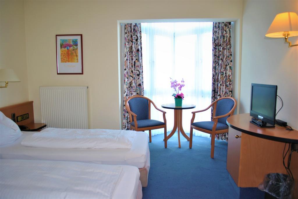 Hotel Garni Am Schaefersberg نيدرنهاوسن الغرفة الصورة